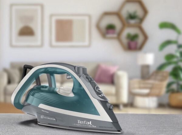 Tefal | Ultragliss Anti-Calc Plus | FV6842 | Stoomstrijkijzer