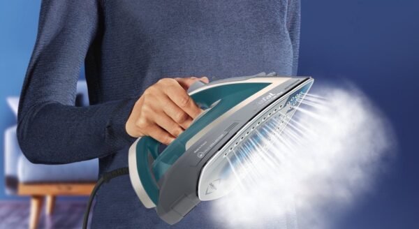 Tefal | Ultragliss Anti-Calc Plus | FV6842 | Stoomstrijkijzer