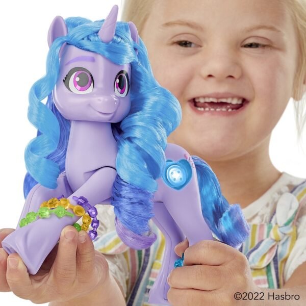 My Little Pony - See You Sparkle: Izzy Moonbow - Speelfiguur 6 My Little Pony - See You Sparkle: Izzy Moonbow - Speelfiguur